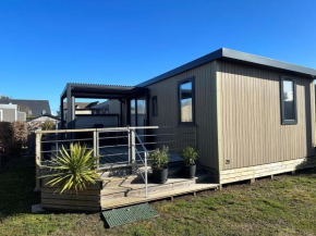 Mobil-home tout confort, 6 pers, 3 ch, 2 sdb, piscine chauffée, 200m plage, centre-ville - FR-1-361A-11